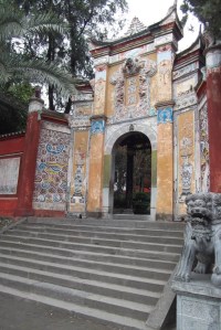 Main gate White Emporer City