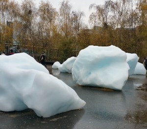 ice watch exhibition at tate modern london dec18 1