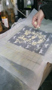 showing how much wax to use on one of the small cloths